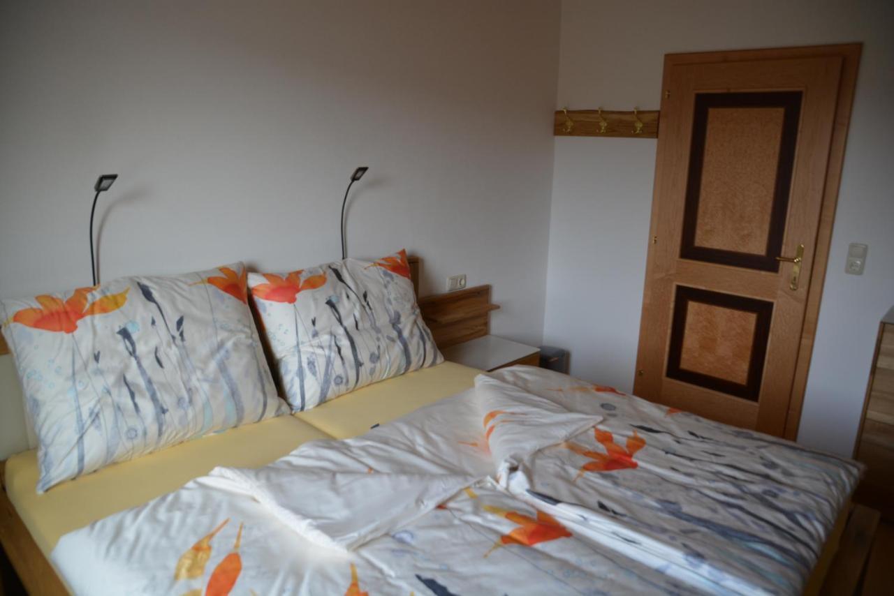 Privatzimmer Marina Фёлькермаркт Экстерьер фото